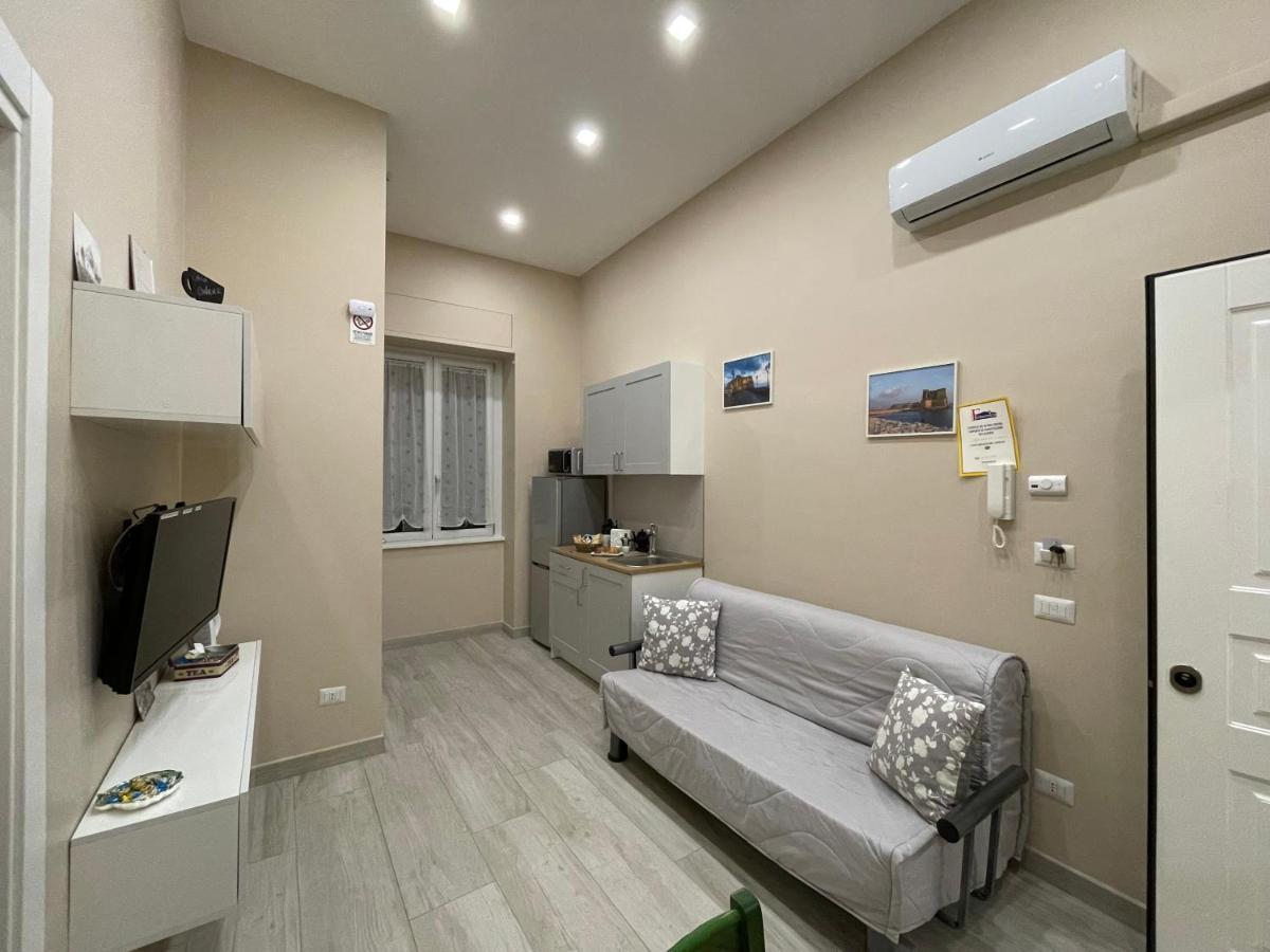 مبيت وإفطار نابولي Casa Cavaliere المظهر الخارجي الصورة